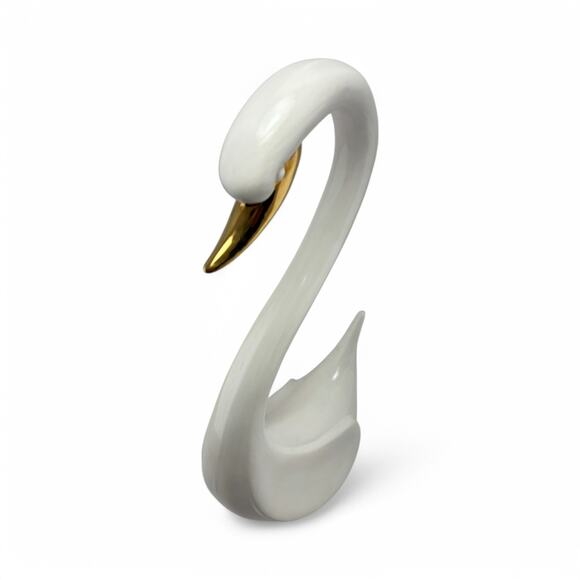 Vintage Arnel’s Ceramic Swan Figurine with Gold Beak – Elegant Home Decor - Picture 12 of 15